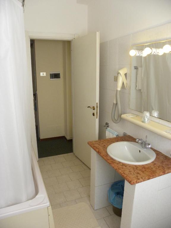 Hotel Rosengarten Pavia Værelse billede