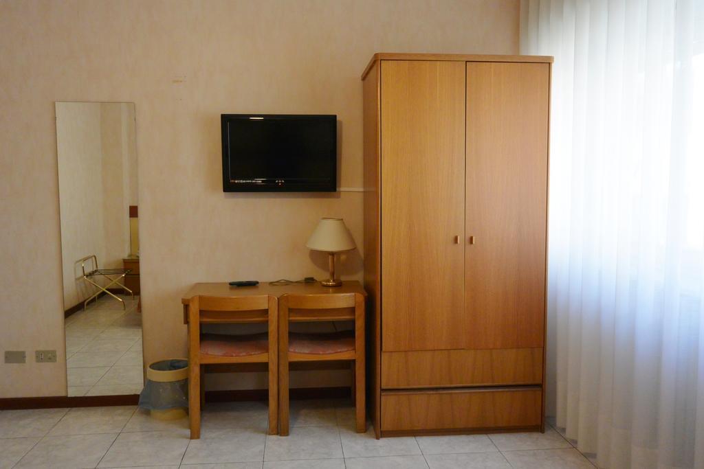 Hotel Rosengarten Pavia Eksteriør billede