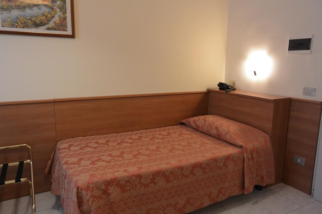 Hotel Rosengarten Pavia Eksteriør billede