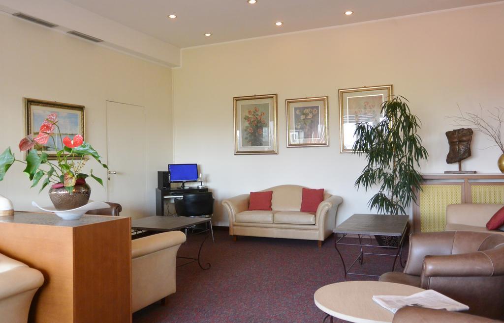 Hotel Rosengarten Pavia Eksteriør billede