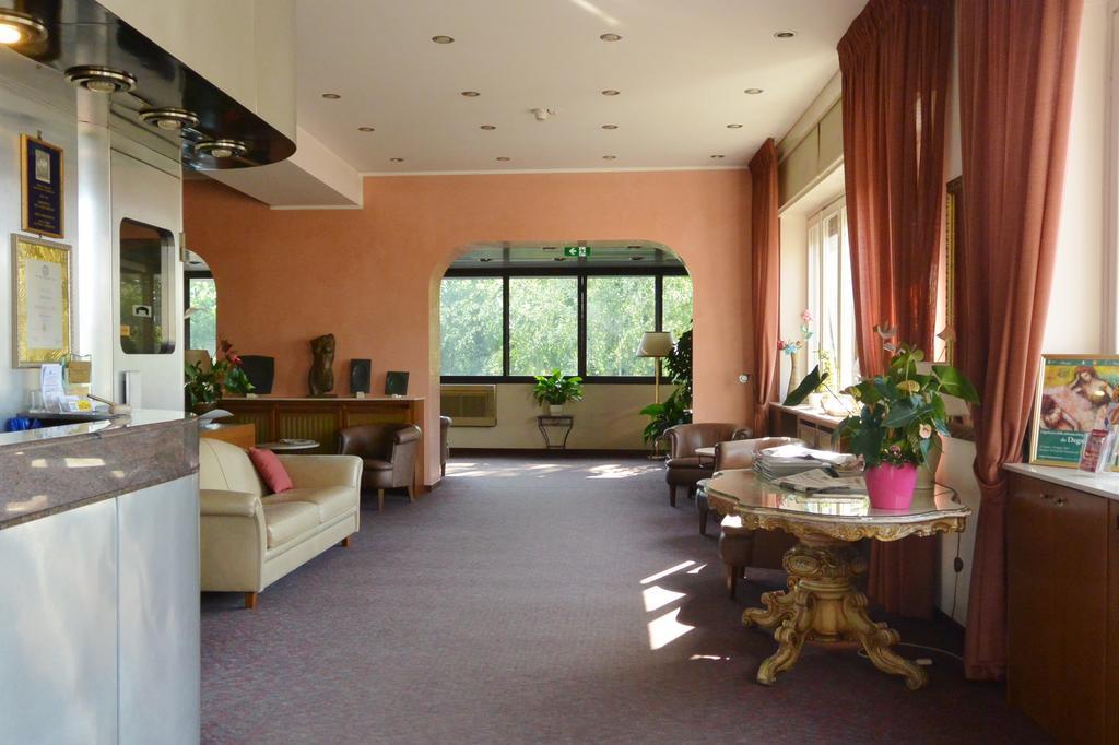 Hotel Rosengarten Pavia Eksteriør billede