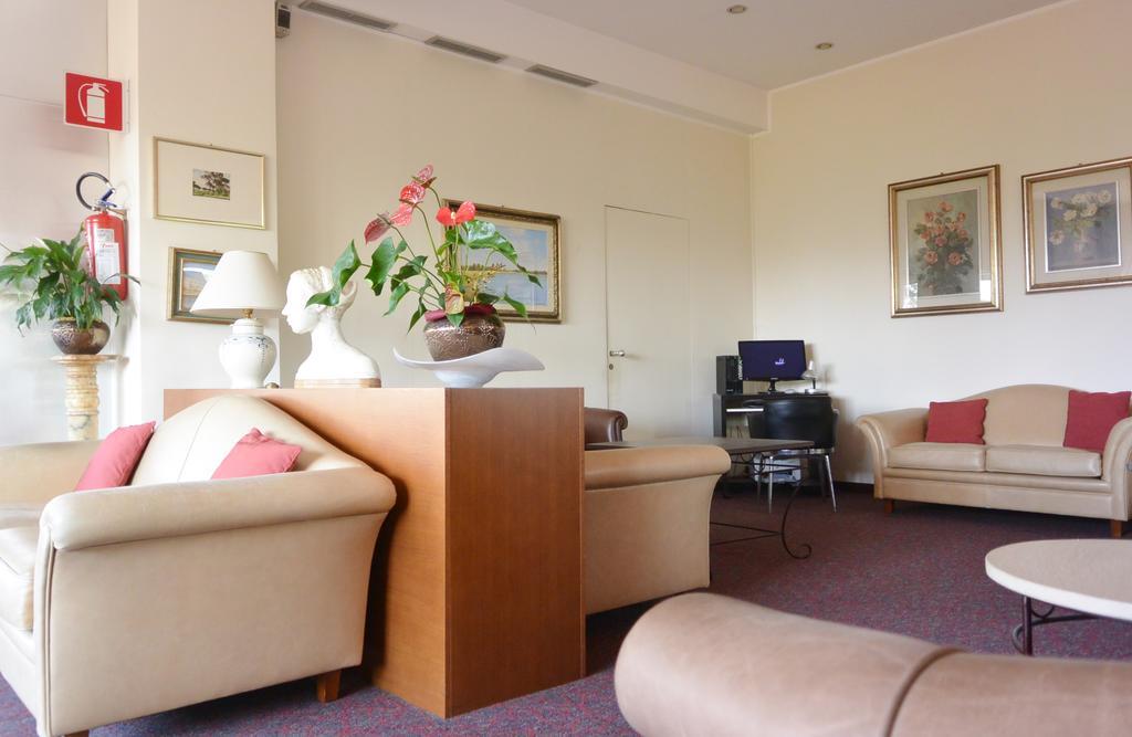 Hotel Rosengarten Pavia Eksteriør billede